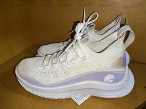 安德玛闷包 安德玛篮球鞋 库里8全明星42码白银配色 42码