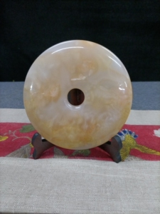 天然玉石黄花冰玉平安扣摆件直径16cm仅此一件按图发货创意家