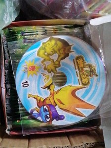 御兽王者卡御兽王者卡每包7张,带牒片一张36包60元包邮