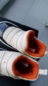 全新带牌乔丹耐克毛毛虫鞋尺码9c内长15cm，韩国旅游时候买