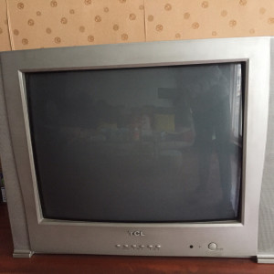 1,tcl25寸老式电视机
