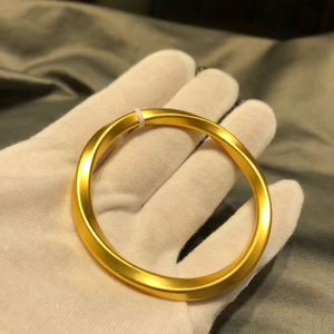 黄金光面扭扭简约古法实心100克重器手镯