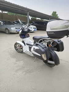 逗哈倒三轮电动车,60v26a锂电池,满电现在能行驶25公里