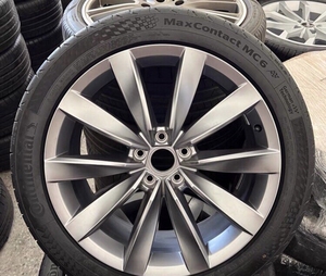 19寸大众cc海外版黄金海岸拆车件一套,轮毂原厂正品,无磕碰