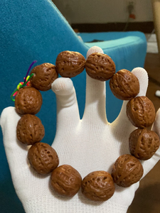 004文玩龙蛋核桃手串,尺寸23~24mm,36元包邮,甩卖