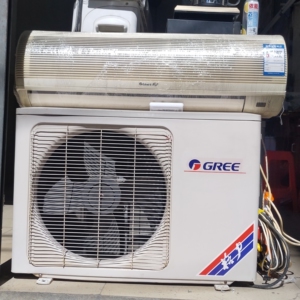 出二手格力大1.5匹冷暖空调配3米铜管,南宁市内包安装保修2