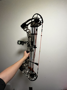 马修斯三角洲复合弓,满磅数60磅,轴距28.5,拉锯29,1