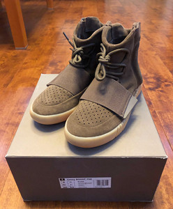 yeezy 750 巧克力棕 41码 椰子全新现货正品adi