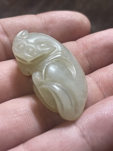 明代和田白玉籽料玉獾 刀法凝练 玉质老熟 结构完美 白玉小精