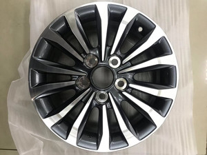 戴卡轮毂15