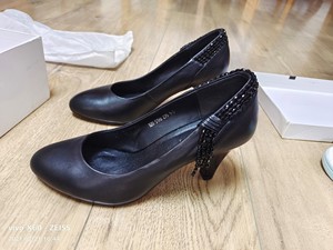 verocuoio小高跟女鞋,就参加活动穿过几次,60包邮