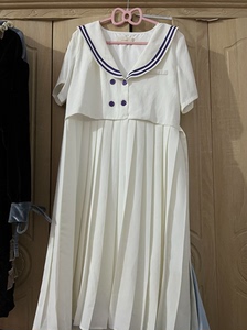 迷路森林连衣裙常规款105长，非全新，穿过几次，有瑕！污渍和