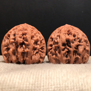 野牛文玩核桃