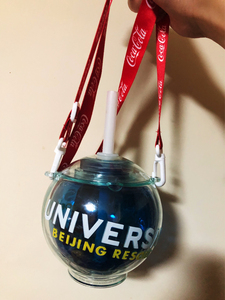 北京环球影城星球杯 球形水壶 可口可乐限定版吊带,长度可调节