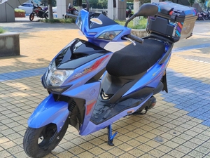 21年8月金轮踏板车,目前还差一个月满岁,车子很新1000多