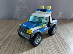 乐高绝版城市4438森林巡警皮卡车与强盗皮卡,有森林警员人仔