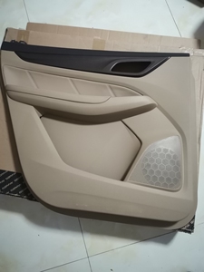 全新原厂17款宝骏730左后门内饰板,新的,原厂的,原厂包装