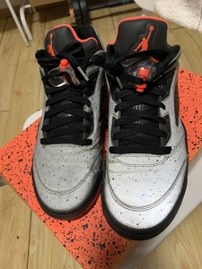 aj5内马尔,鞋盒配件都在,鞋底水晶底有点氧化不影响穿着,3