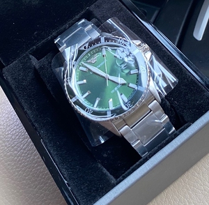 armani阿玛尼手表男绿水鬼商务时尚运动钢带石英男士腕表a