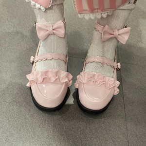 000人付款淘宝标价包邮出梅露露绵羊泡芙lo鞋  漆皮粉36码tb