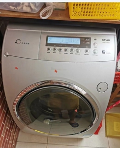 日本三洋全自动洗衣机