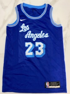 【s一处瑕疵】正品nba耐克nike 湖人詹姆斯23号球衣_阿里巴巴找货神器