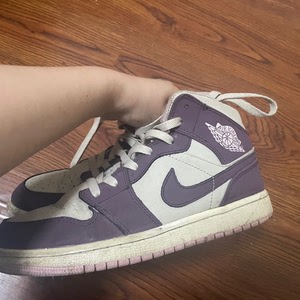 便宜便宜出aj1粉紫葡萄女码38.5!