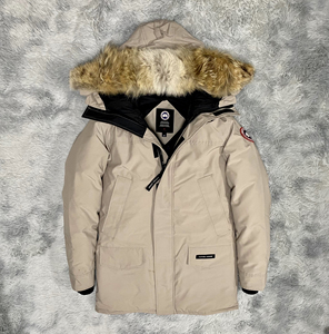 langford 加拿大鹅浅米色男款m码羽绒服