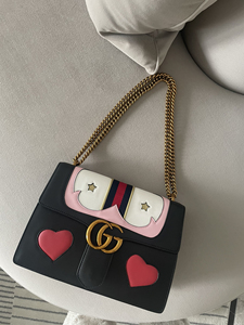 gucci 限量桃心7815包