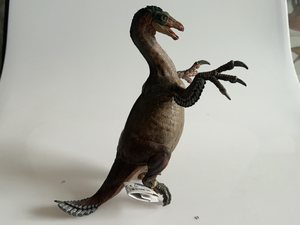 900人付款淘宝papo初版镰刀龙,头部有轻微磨损,买来