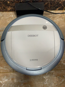 科沃斯dg716扫地机器人,济南银座商城专柜购入,发票,保修