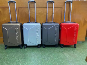 捡漏价 全新奔驰mercedes me 拉杆箱男20寸行李箱