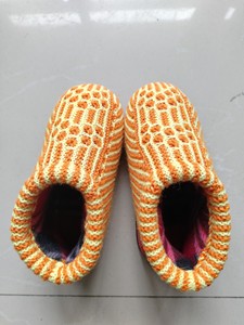 儿童棉鞋，御寒保暖，码号25码（现货），价格40元，售出不退
