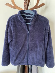 优衣库儿童抓绒衣