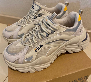 韩版fila斐乐黄蓝尾鱼刺260,全新!版型比国版洋气一点