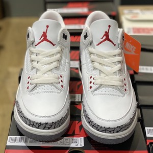 同款货源tb82255270淘宝aj3白水泥复刻做旧 41码 闲置物品售出不