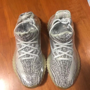 阿迪椰子350可燃冰