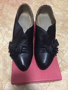 百年烟斗女鞋 245/39 7-8成新 照片实物拍摄 喜欢的