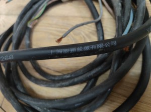 上海泰通线缆有限公司的电缆电线4芯x4平方二卷，每卷8m长。