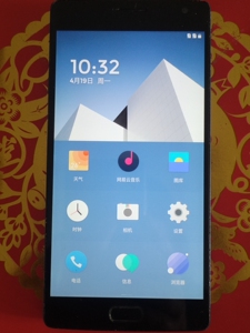 一加2手机,4g 64g,高通骁龙810处理器,功能正常,指