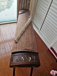 全新仲尼知新款古筝专业十级,送教材,琴架,琴弦,琴罩,谱架