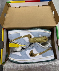 dunk sb冰雪奇缘 全新原盒 42码 价格4399