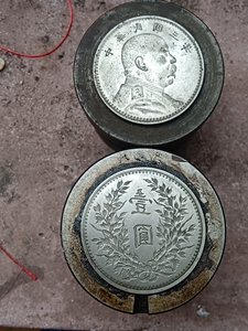 朋友从海外旧货市场买到一付钨钢材质银元模具,罕见,品像完美