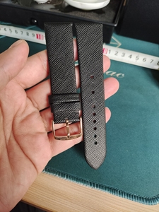 原装阿玛尼表带真皮,细球纹男款.接口22cm