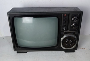 凯歌4d44u9黑白古董电视机,成色见图,重量11.2公斤