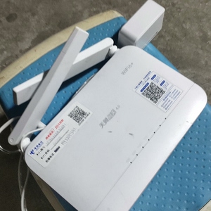 电信中兴 双频wifi6  万兆光猫.型号zxhn