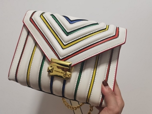 彩虹条纹单肩链条包