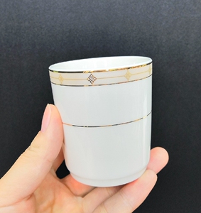 日本瓷器 纪梵希 描金水杯 手握杯 全新全品带包装