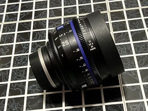 zeiss蔡司cp3电影镜头25mm,成色如图,箱说齐全,镜