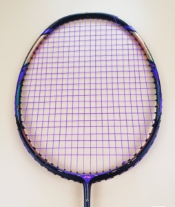 李宁9000i风洞进攻羽毛球拍